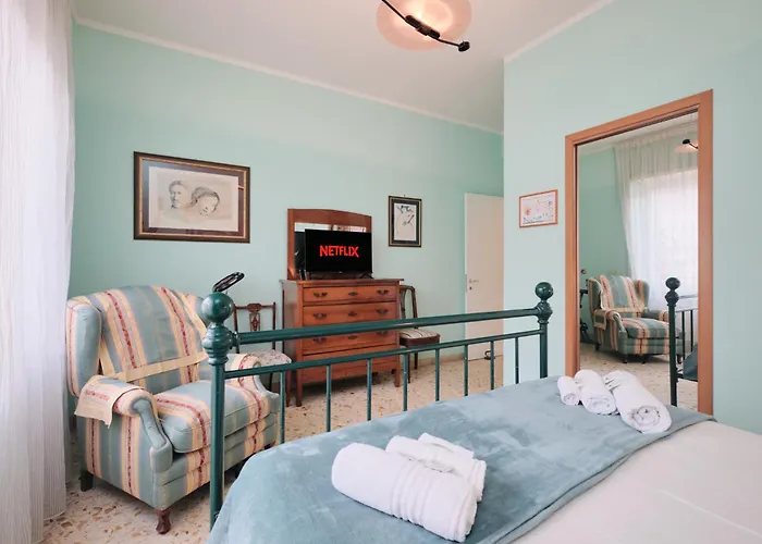 דירה Penthouse 5 Minutes From The Vatican - 5 Bedrooms & 4 Bathrooms רומא