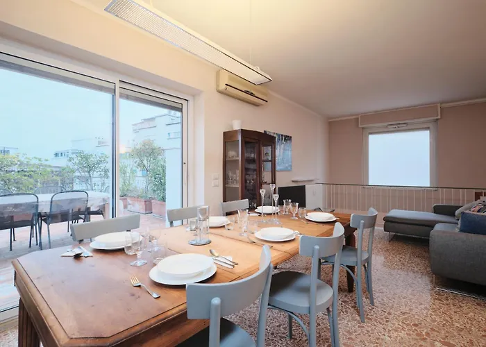 דירה Penthouse 5 Minutes From The Vatican - 5 Bedrooms & 4 Bathrooms *