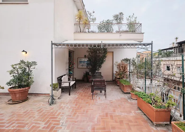 דירה Penthouse 5 Minutes From The Vatican - 5 Bedrooms & 4 Bathrooms רומא